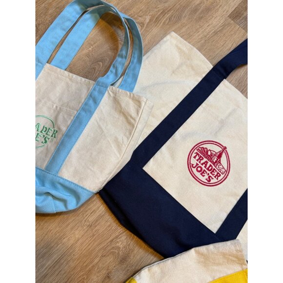 Trader Joes Canvas Tote Bags Lot 4 - Picture 4 of 9